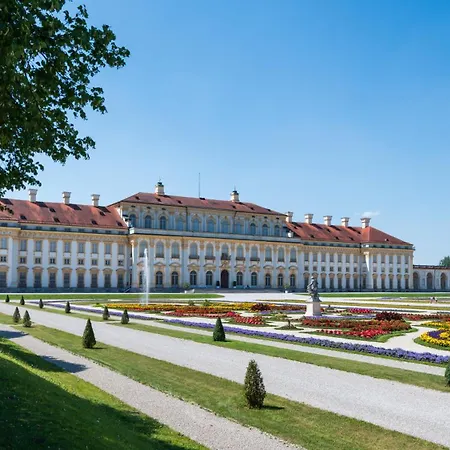 2 - Am Schloss Lejlighed *